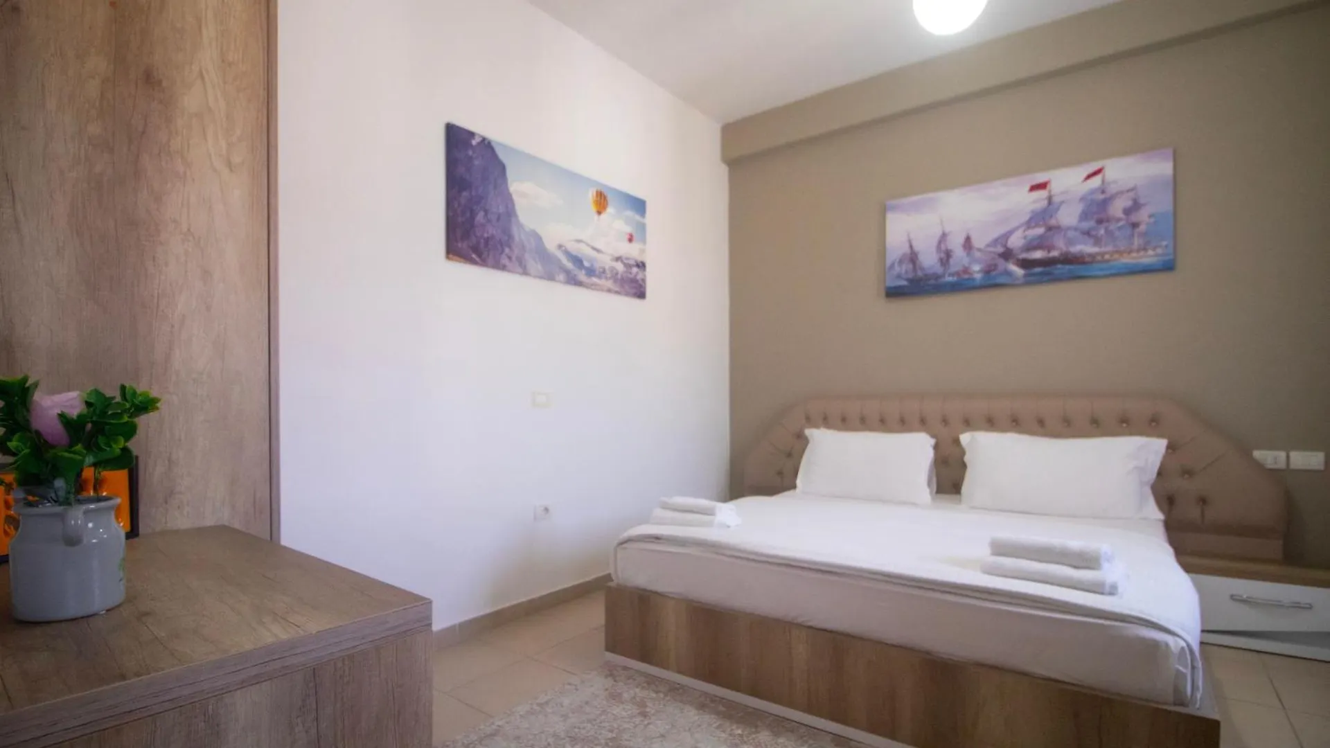 Hotel Princ Golem  Albania