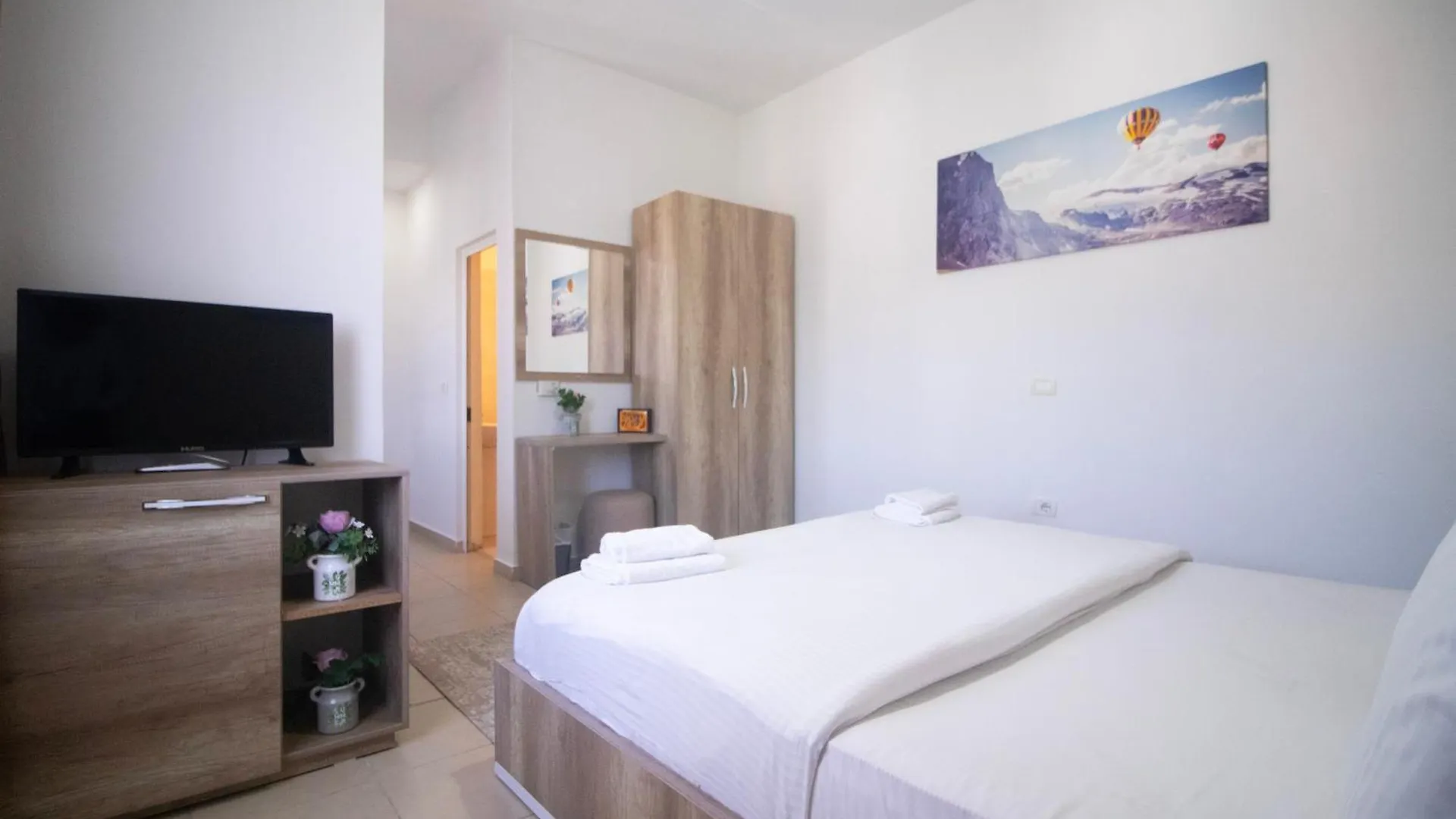 Hotel Princ Golem  Golem (Tirana)