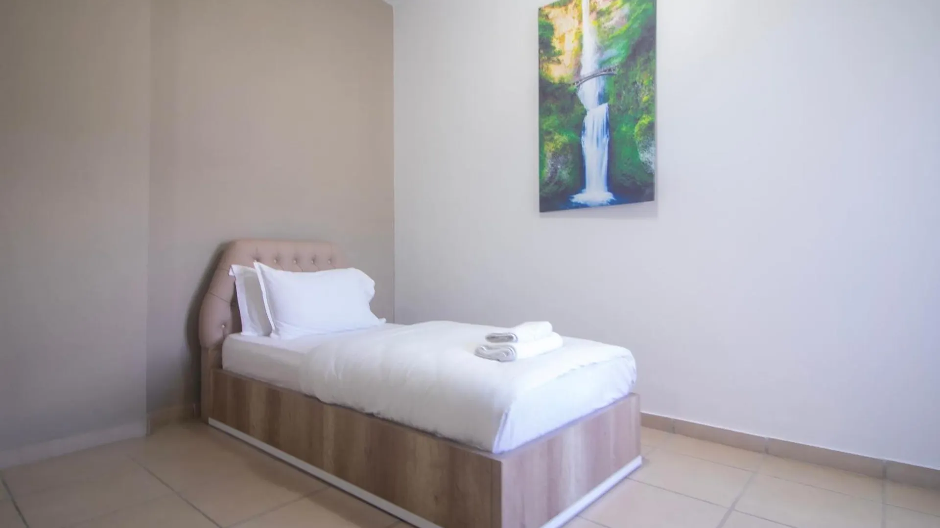 Hotel Princ Golem  Golem (Tirana)