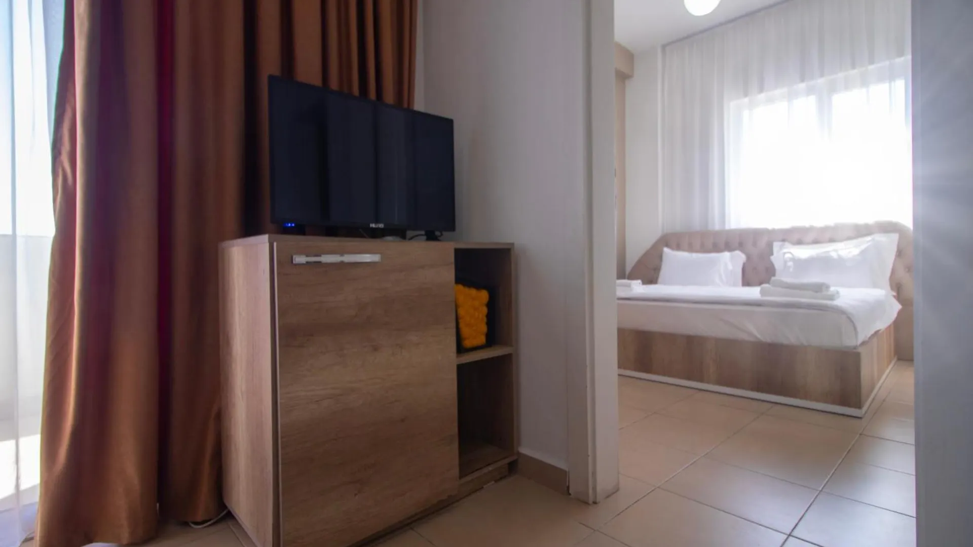 Hotel Princ Golem   Golem (Tirana)